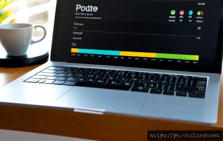 시스템 청소 프로그램 성능 비교 - Photorealistic home office desk scene showing a clean modern laptop with a simple abstract dashboard...